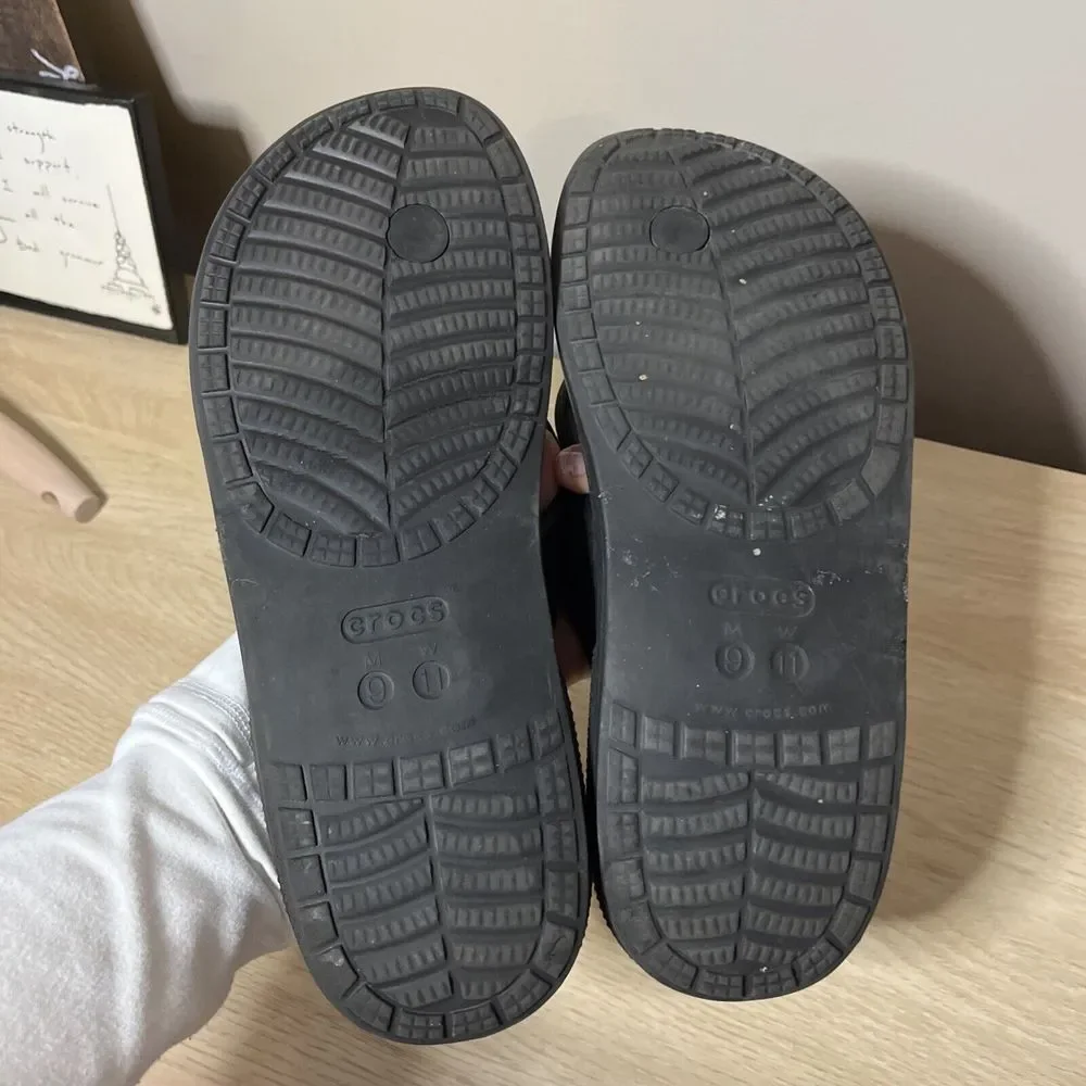 Crocs Classic II Flip Flop Shoes‎ Black 9M/11W Waterproof Pool Beach